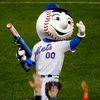 Mets' Successful 2017 Continues As Mr. Met Flips Off Fan
